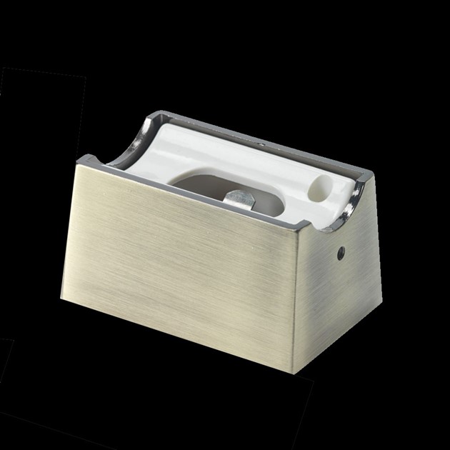 Linestra armatur matt mässing 1-pol